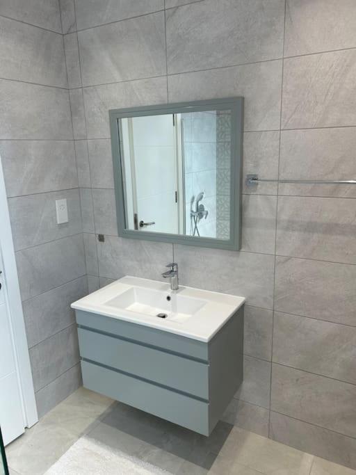 Penthouse Med Privat Saltvannsbasseng Pa Esentepe Beach キレニア エクステリア 写真